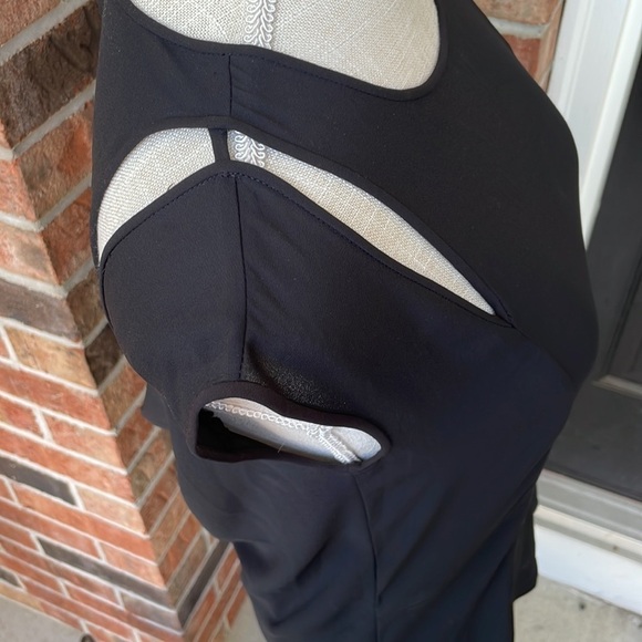 BCBG MAXAZRIA Black Peek A Boo‎ Shoulder Top - Picture 4 of 10